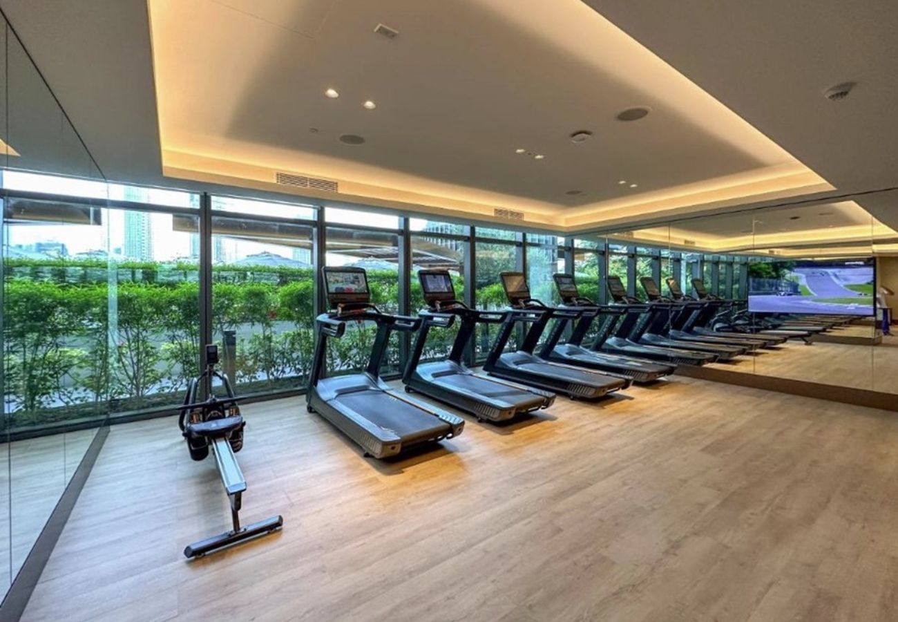 Apartment in Dubai - Lavish 2BR Apt w/ Burj Khalifa View