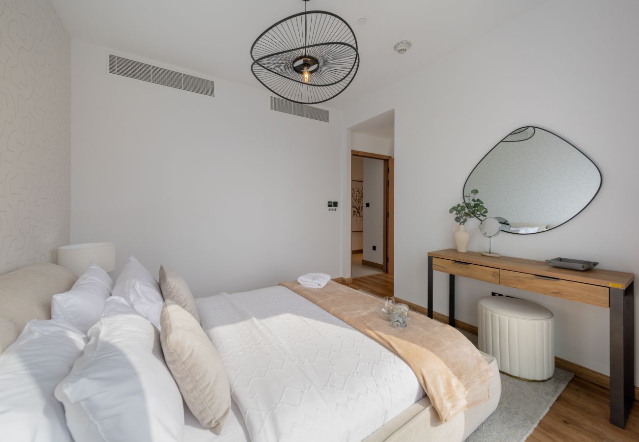Apartment in Dubai - Exquisite 2BR Apt at VIDA Dubai Marina Residences