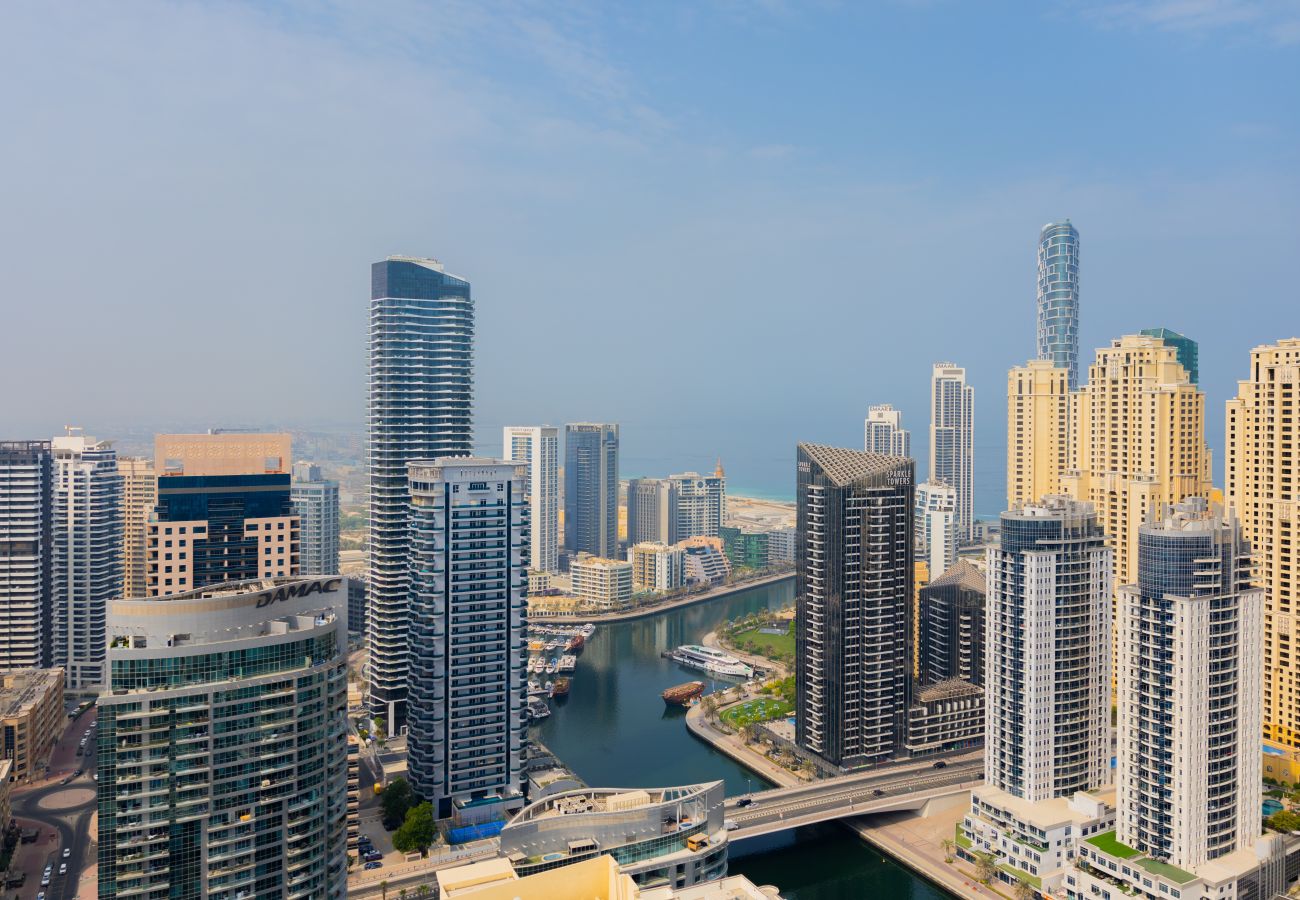 Apartment in Dubai - Exquisite 2BR Apt at VIDA Dubai Marina Residences