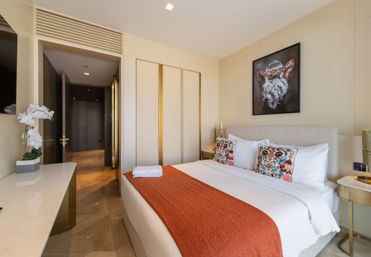 Apartment in Dubai - Tremendous 2BR Apt at FIVE Palm w/Sea View