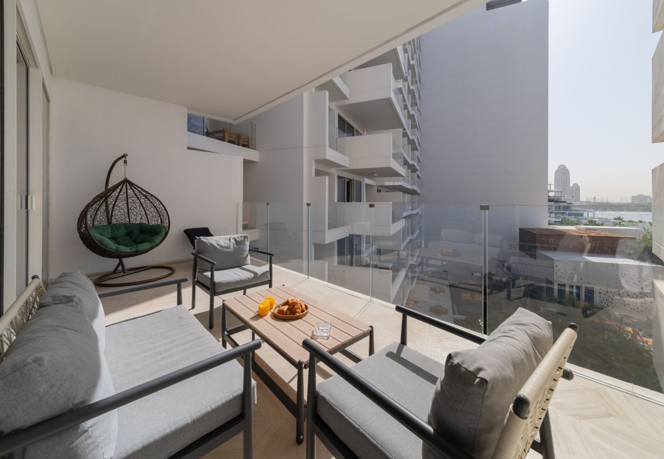 Apartment in Dubai - Luxurious Sea View Apt at FIVE Palm Jumeirah