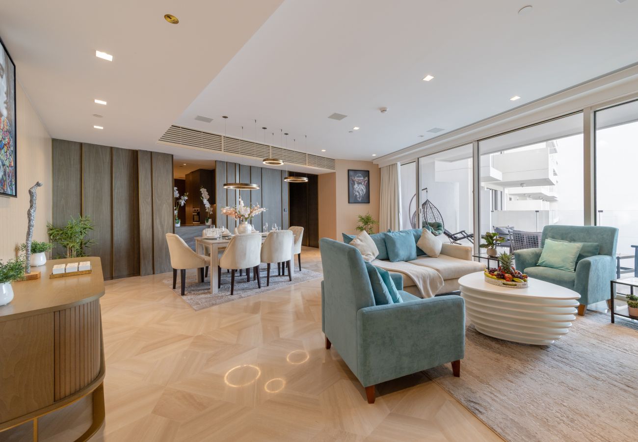 Apartment in Dubai - Luxurious Sea View Apt at FIVE Palm Jumeirah