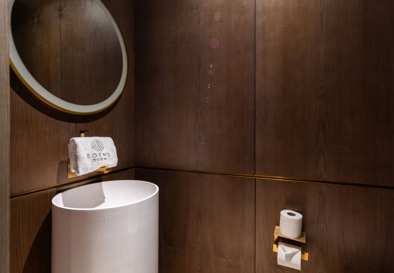 Apartment in Dubai - Luxurious Sea View Apt at FIVE Palm Jumeirah