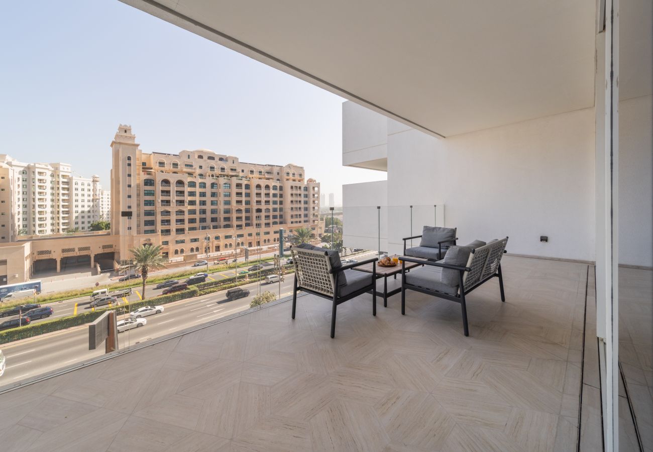 Apartment in Dubai - Luxurious Sea View Apt at FIVE Palm Jumeirah