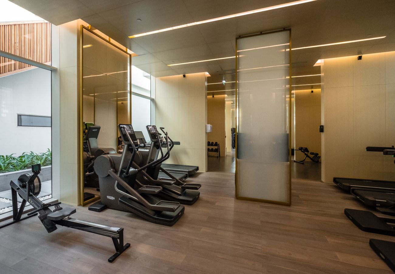 Apartment in Dubai - Luxurious Sea View Apt at FIVE Palm Jumeirah