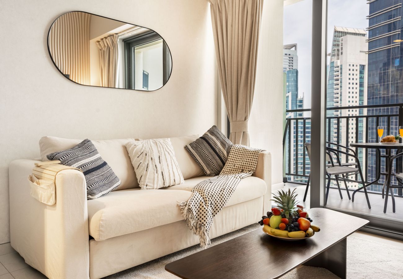 Apartment in Dubai - Spectacular 1BR Apt with Skyscrapers View