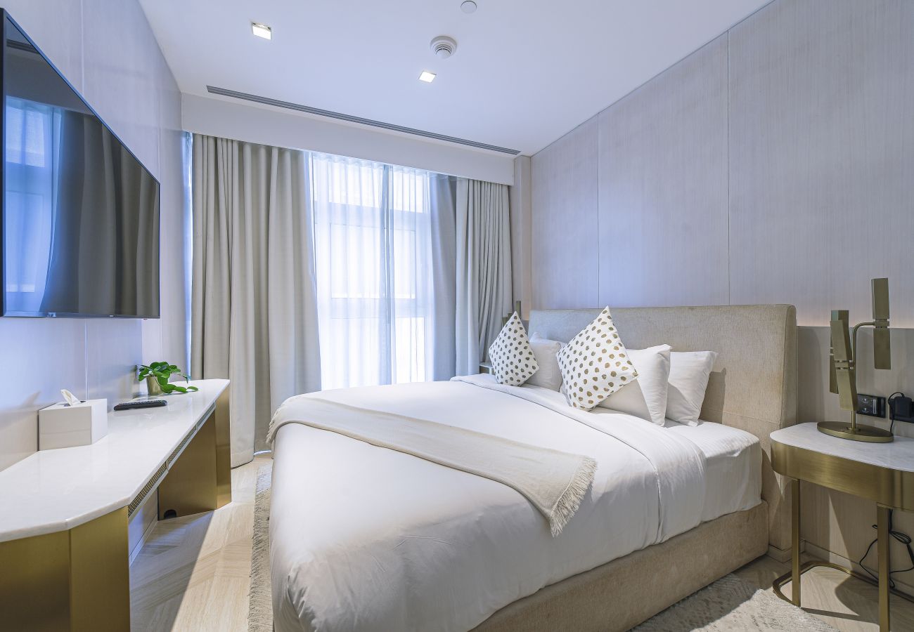 Apartment in Dubai - Glamorous 2BR Apt at FIVE with Seaview