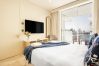 Apartment in Dubai - Astonishing 2BR Apt at FIVE Palm w/Sea View