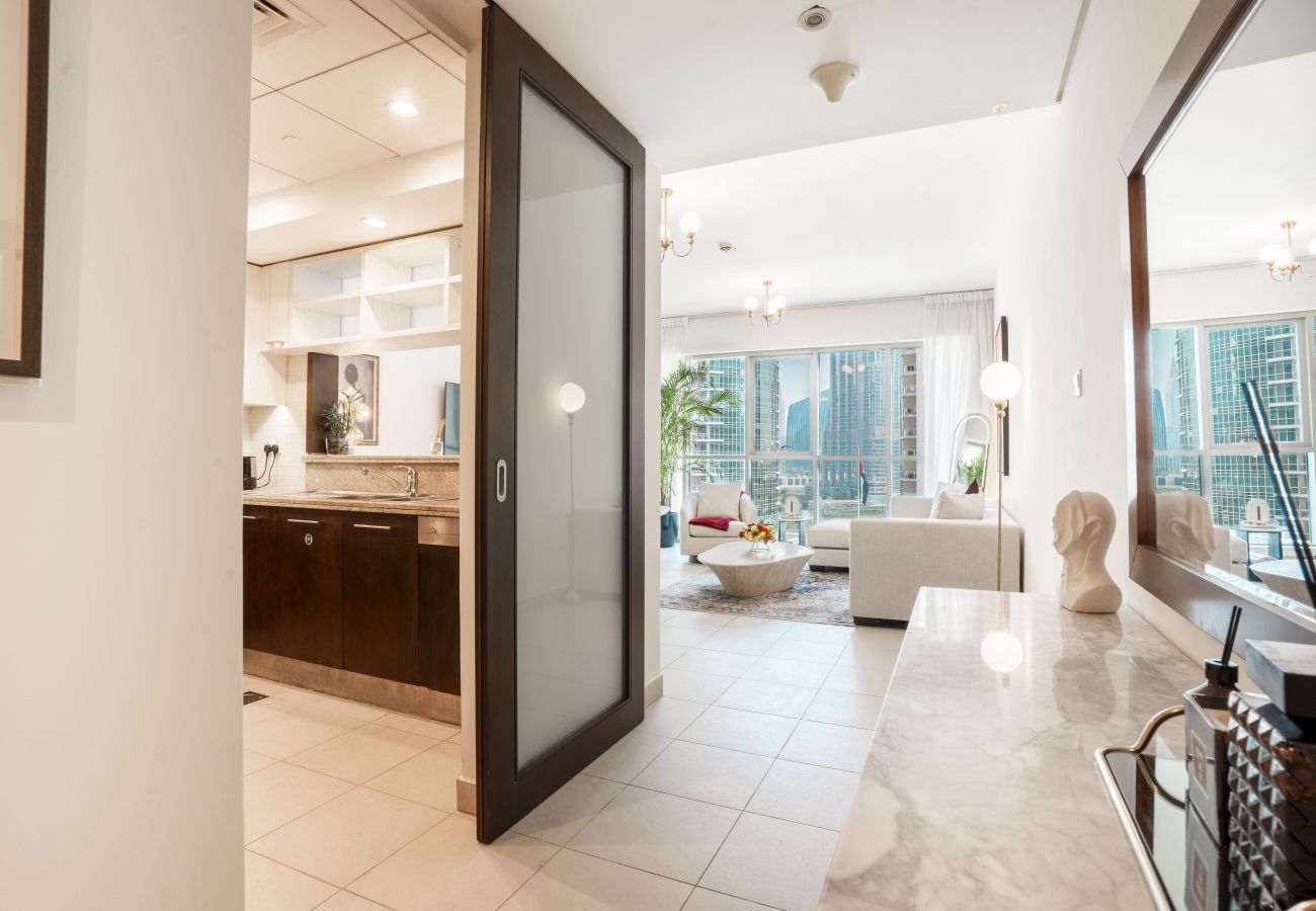 Apartment in Dubai - Contemporary 2BR Apt w/ Burj Khalifa & Fountain Views