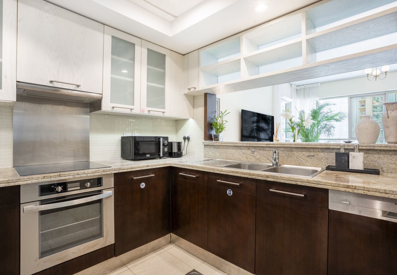 Apartment in Dubai - Contemporary 2BR Apt w/ Burj Khalifa & Fountain Views