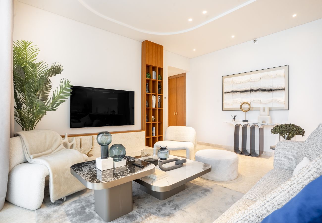 Apartment in Dubai - Breathtaking 2BR Apt w/ Sea view