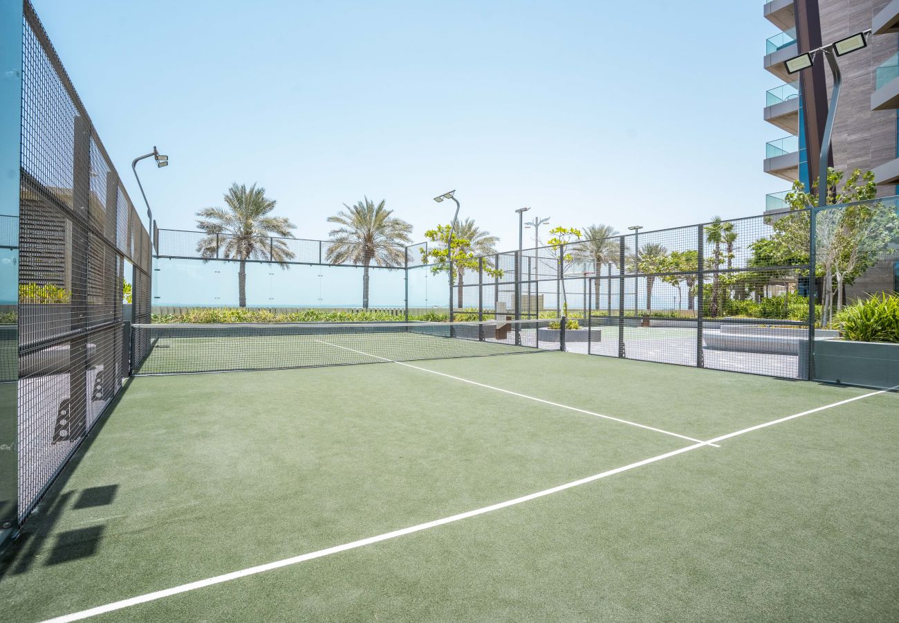 Apartment in Dubai - Breathtaking 2BR Apt w/ Sea view