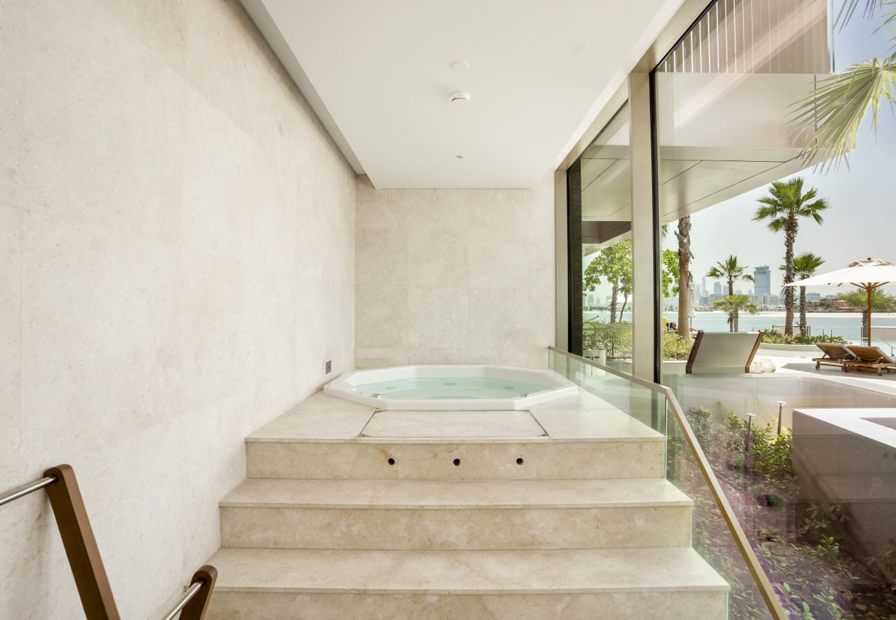 Apartment in Dubai - Breathtaking 2BR Apt w/ Sea view