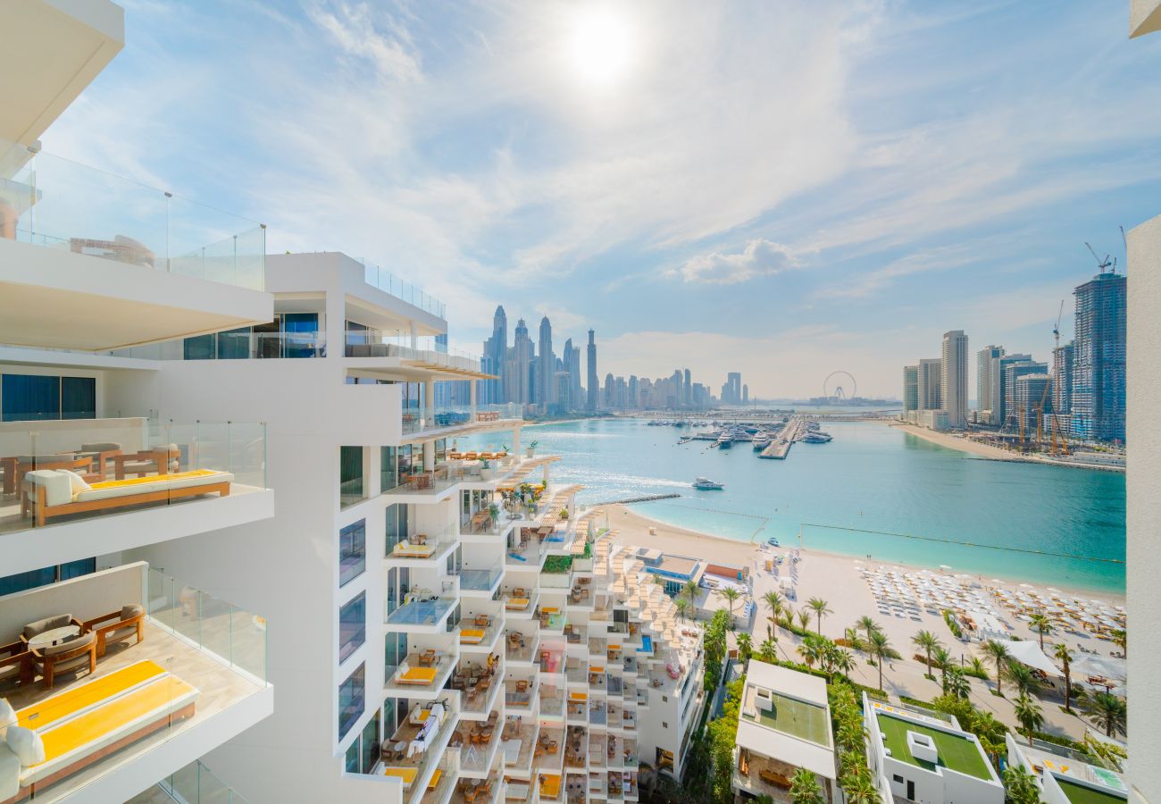 Apartment in Dubai - Impressive 2BR Apt w/sea view at FIVE Palm
