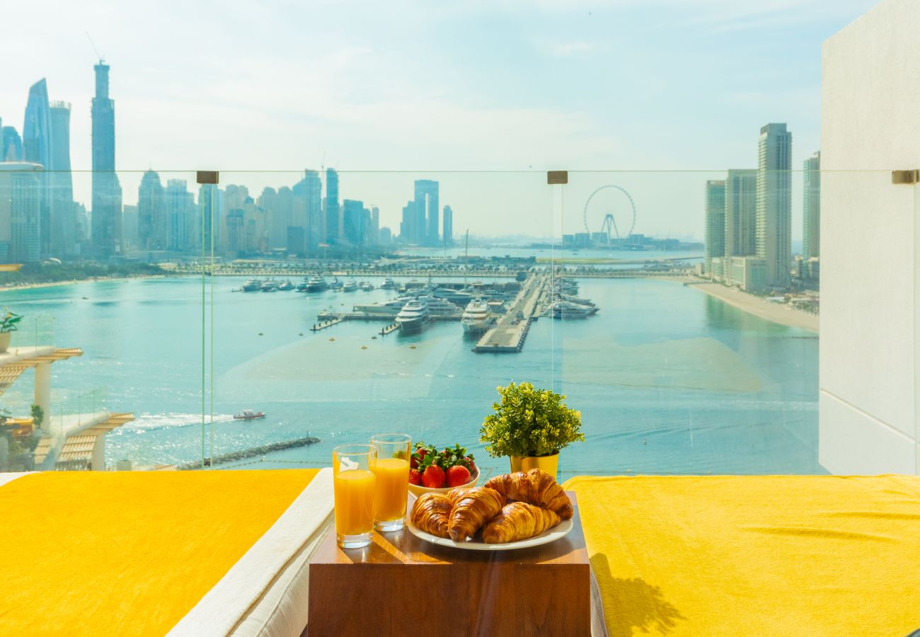Apartment in Dubai - Impressive 2BR Apt w/sea view at FIVE Palm