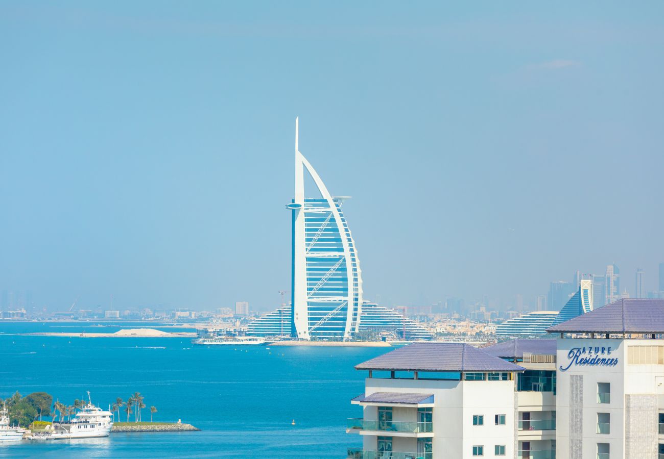 Apartment in Dubai - Impressive 2BR Apt w/sea view at FIVE Palm