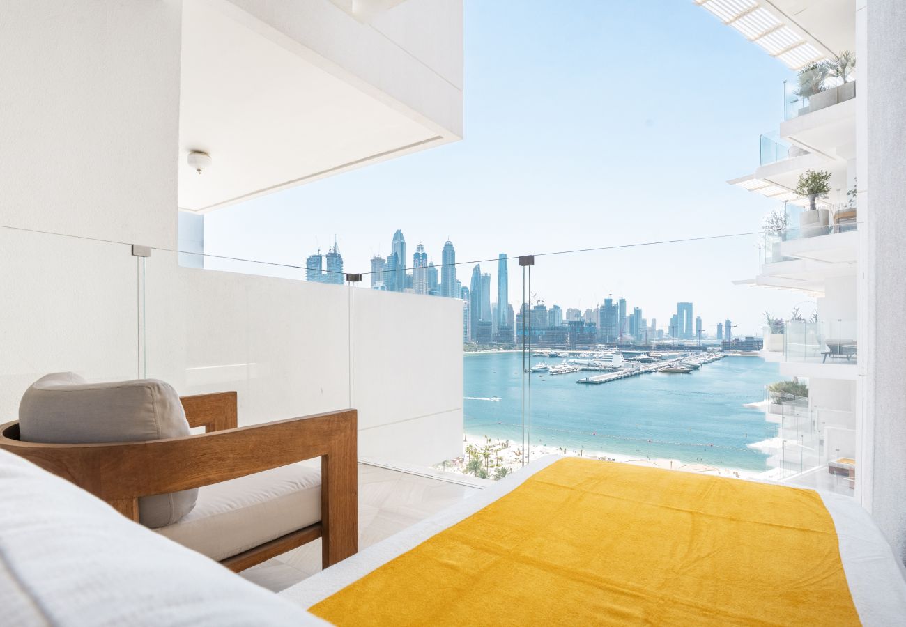 Apartment in Dubai - Opulent 2BR w/sea view at FIVE Palm