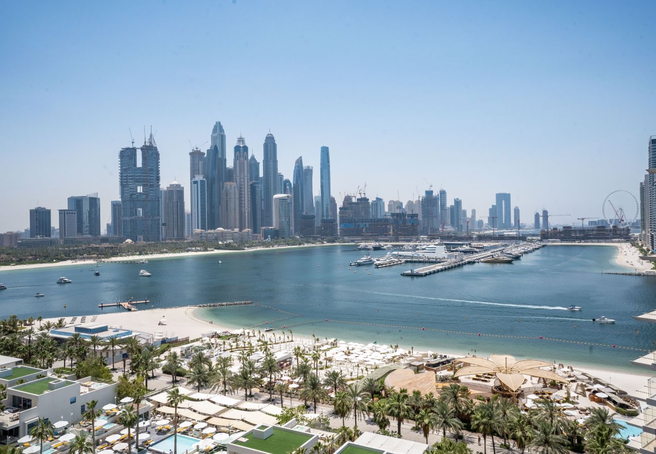 Apartment in Dubai - Opulent 2BR w/sea view at FIVE Palm