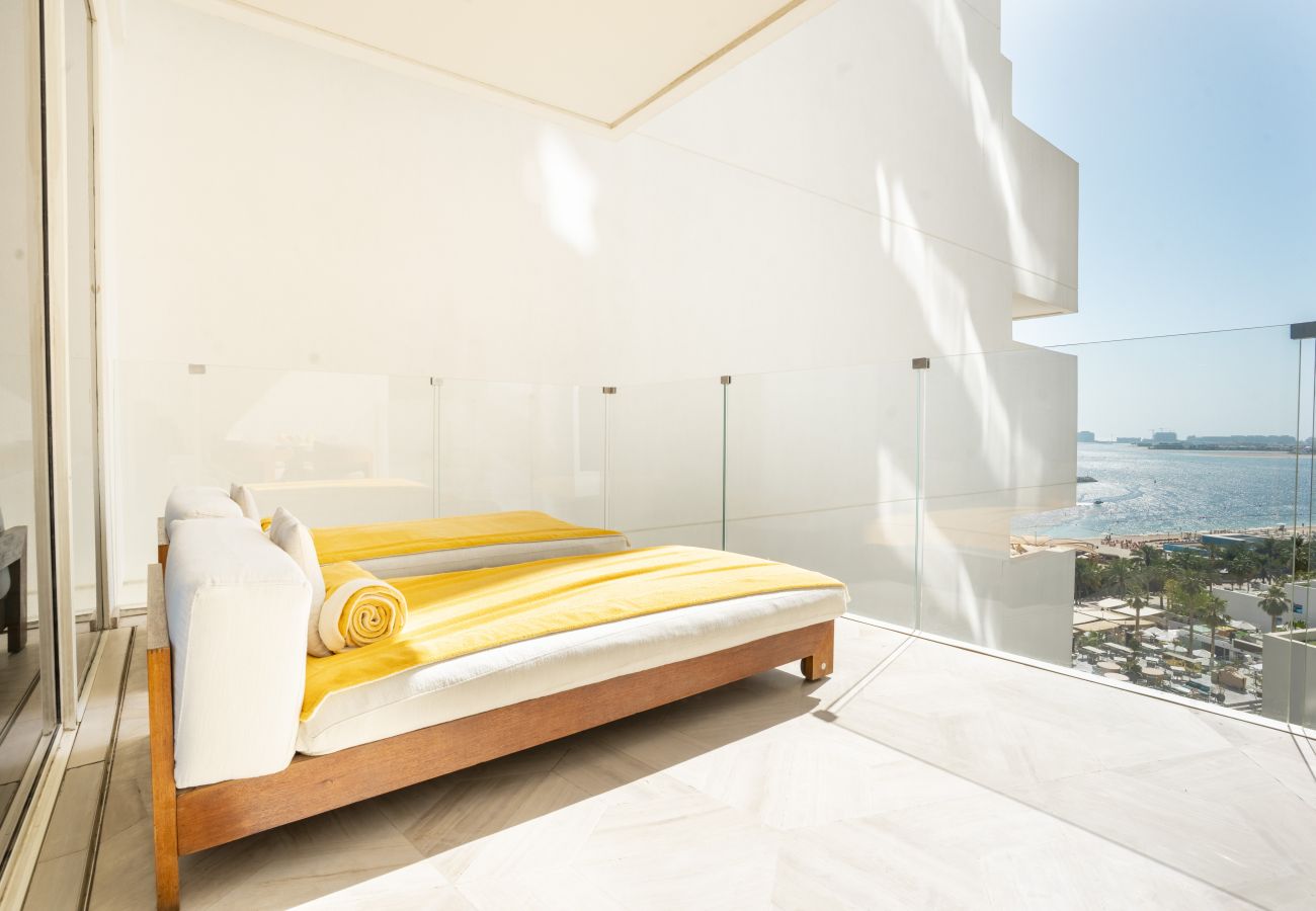 Apartment in Dubai - Lavish Seaview 2BR at FIVE Palm